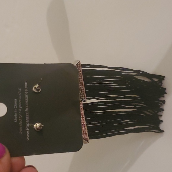 EARRINGS - Picture 5 of 5